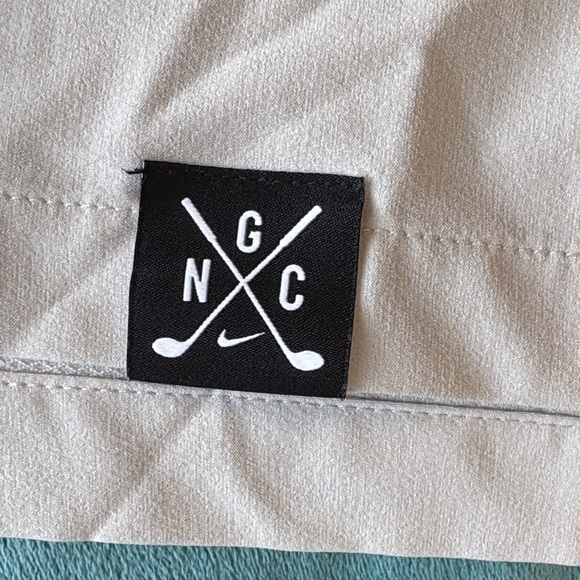 Nike Cream Quarter-Zip Golf Pullover - Picture 2 of 11